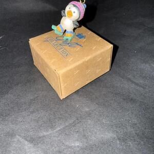 Vintage Avon Wee Winter Friends Penguin Ornament